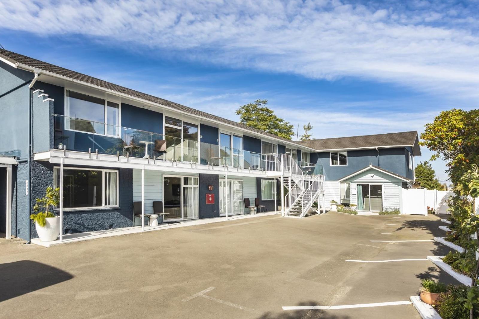 The Adelphi Motel Christchurch Exterior photo